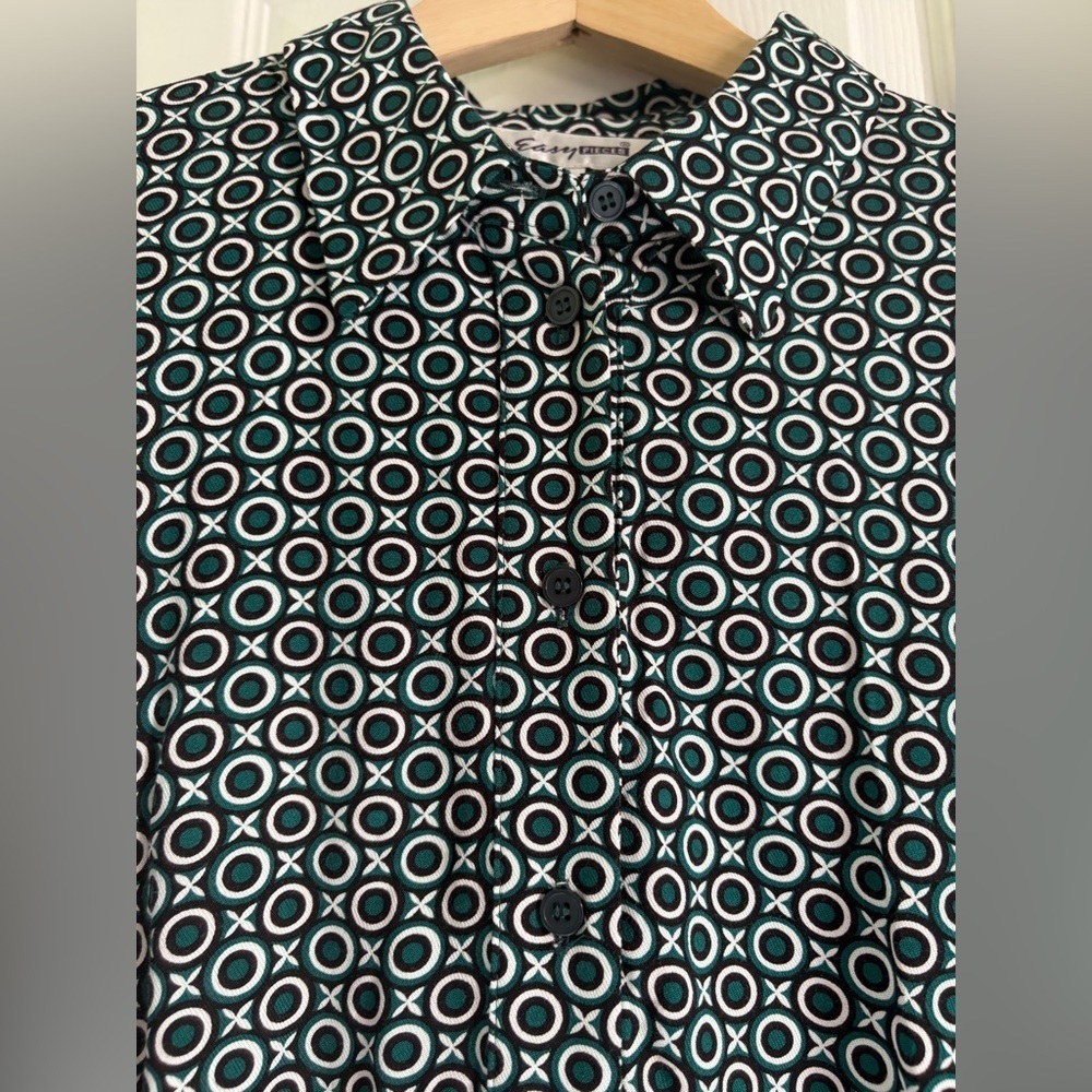 Elegant Green and White Shirt Work Dress- Large - Picture 2 of 9